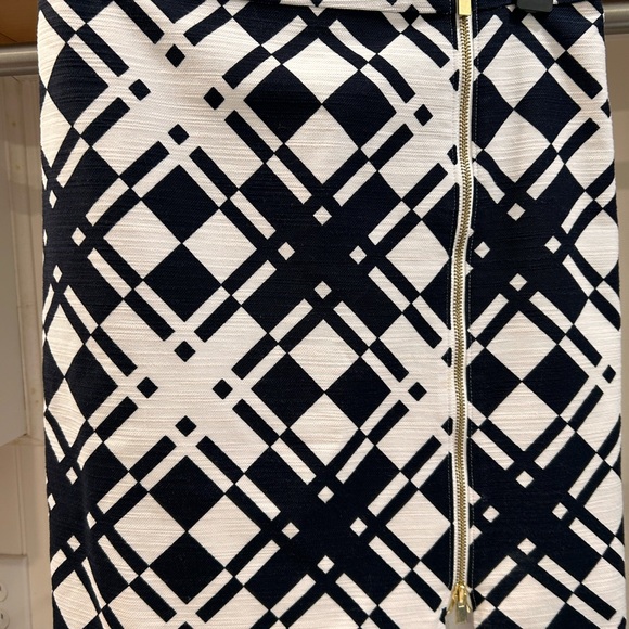 Talbots skirt - Picture 2 of 5